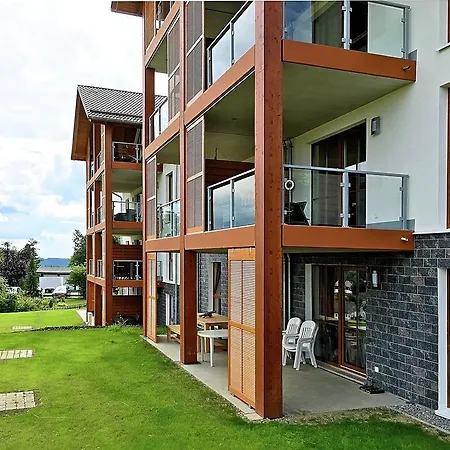 Holiday Astenberg Iii *